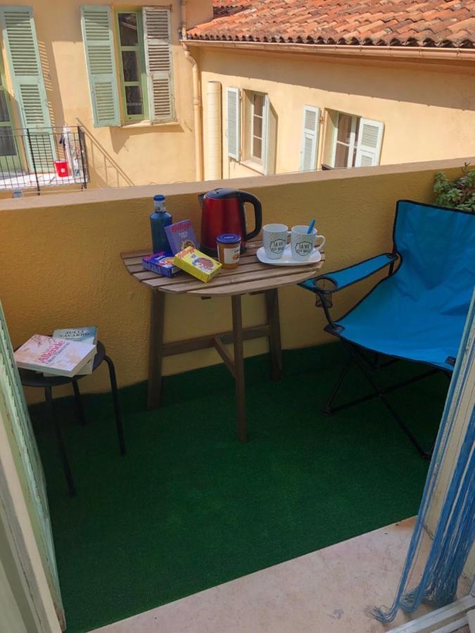 Welcome In The Cozy Blue Nest Pedestrian Menton Eksteriør bilde